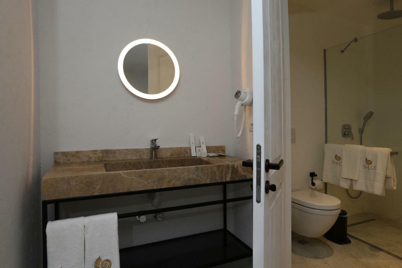 Avalon Boutique Hotel & Suites Alacati Exterior foto